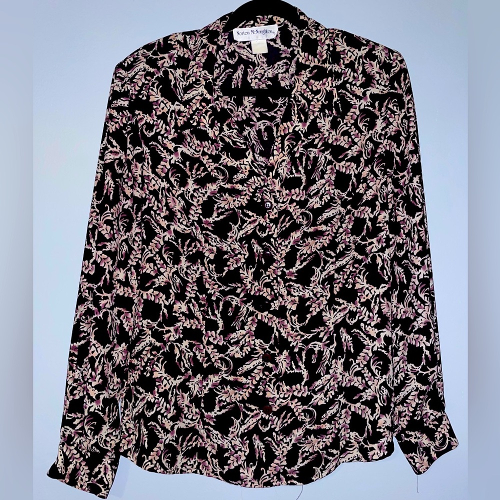 🍷Norton McNaughton Burgundy and Tan Floral Women’s Top